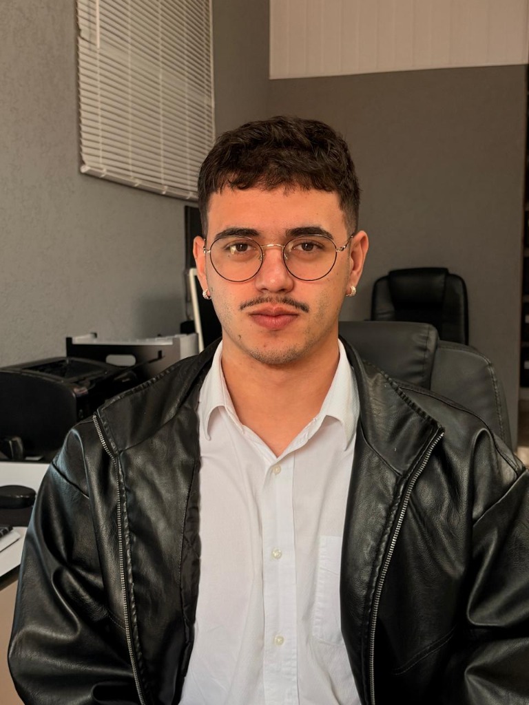 Felipe de Castro Botega - Gestão de Operações VMC